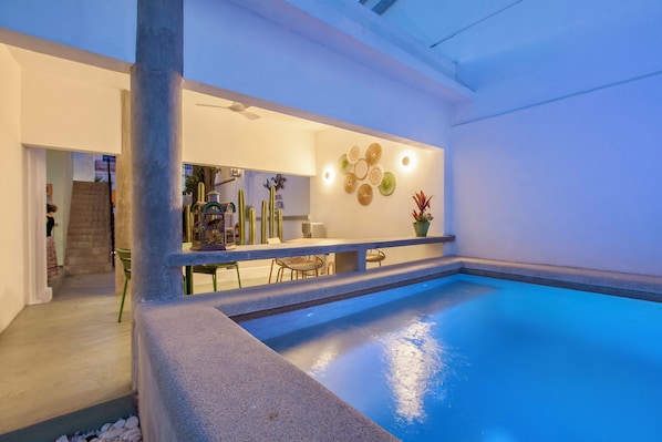 Outdoor pool, open 8:00 AM to 8:00 PM, pool umbrellas, sun loungers