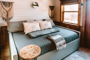 Desk, iron/ironing board, travel crib, WiFi