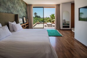 4 Schlafzimmer, Zimmersafe, Schreibtisch, Bügeleisen/Bügelbrett