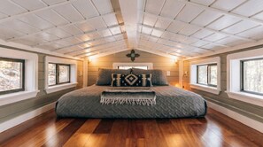 1 chambre, fer et planche à repasser, lit de bébé portatif, Wi-Fi