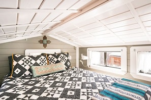 1 chambre, fer et planche à repasser, lit de bébé portatif, Wi-Fi