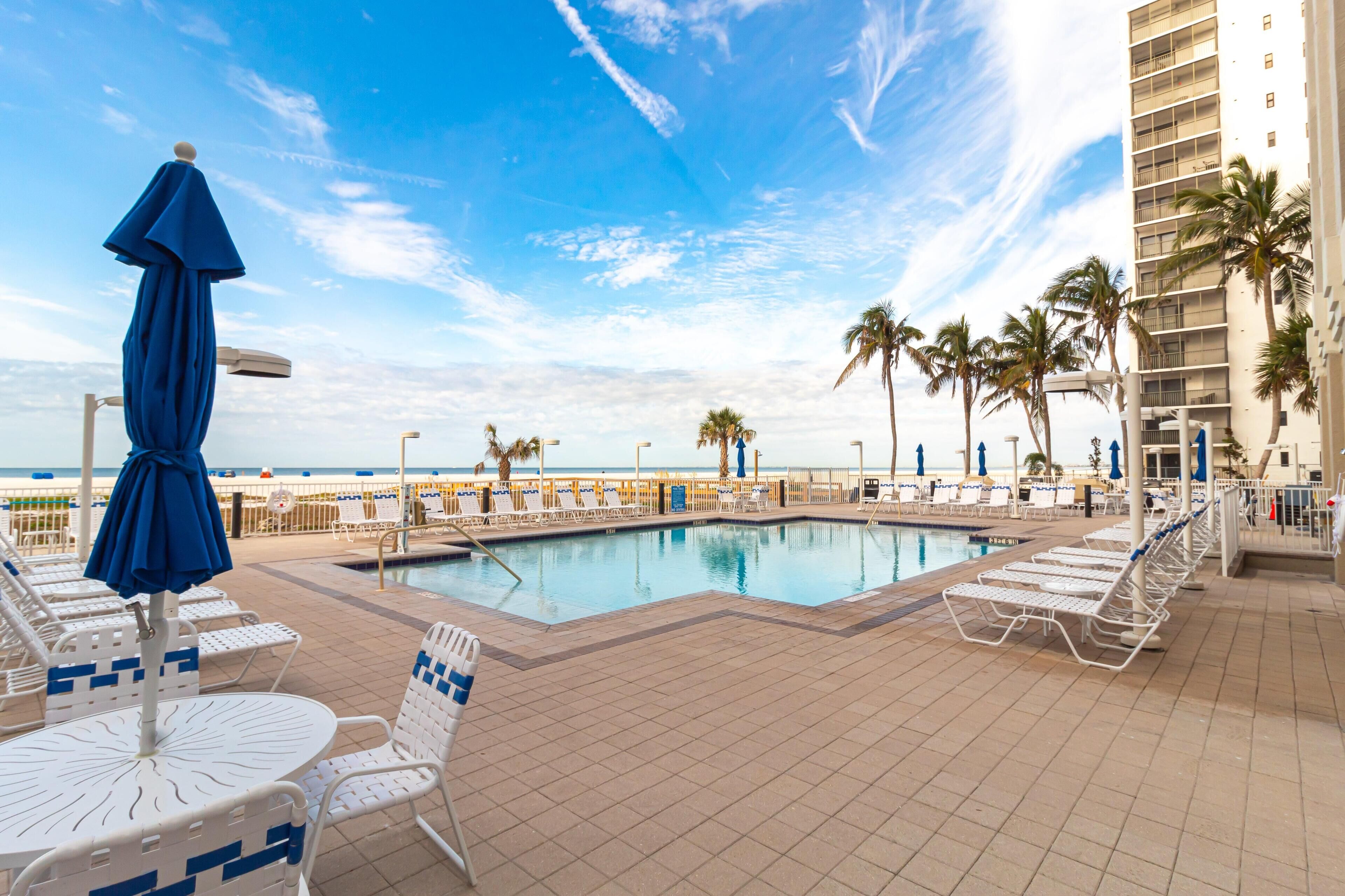 Condo, Multiple Beds (Gullwing #803) | Pool