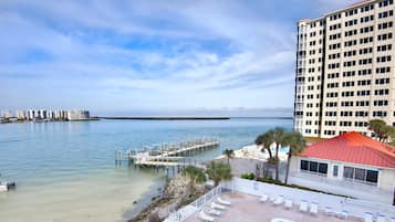 Condo, 1 cama King e sofá-cama (Lovers Key Beach Club #303) | Piscina