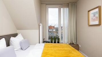 1 bedroom, WiFi, bed sheets
