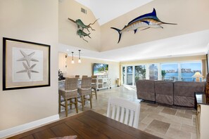 Casa, várias camas (Bayview Sunset Getaway A) | Parte interna