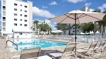 Condo, 1 King Bed (Casa Marina III-644) | Pool