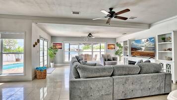 House, Multiple Beds (Villa At Bahia Shores-4BR) | Living area | TV