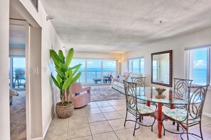 Interior - Ocean Sands 1-808 (Madeira Beach)