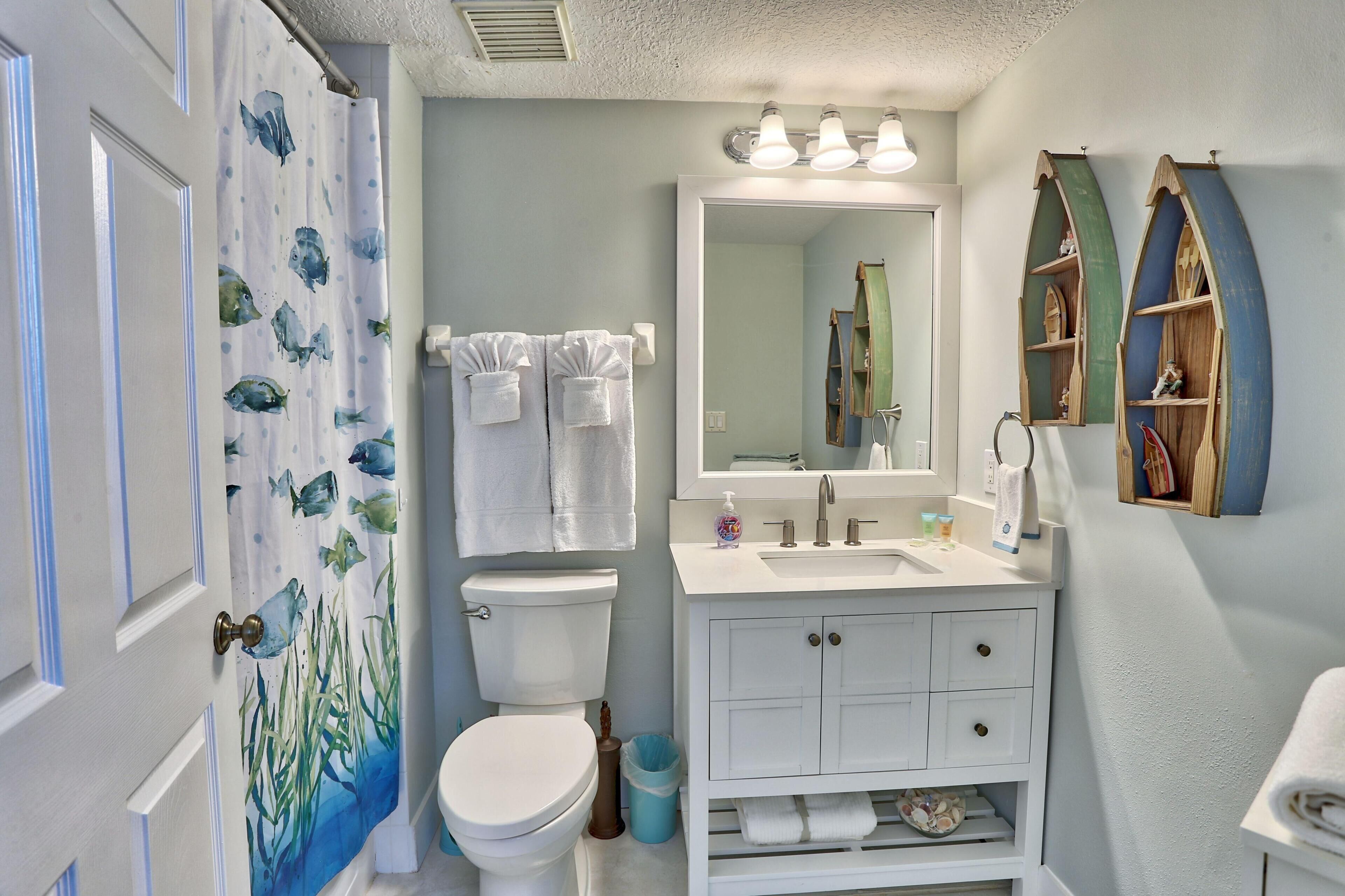 Condo, Multiple Beds (Tides 1-211) | Bathroom | Soap, toilet paper
