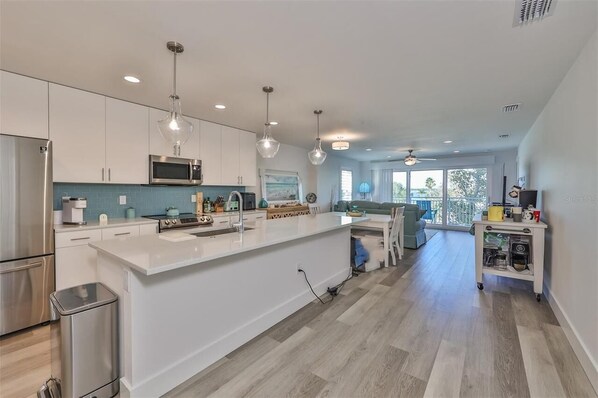 Condo, Multiple Beds (Madeira Del Mar 301) | Private kitchen - Madeira Del Mar 301 (Madeira Beach)