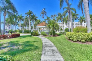 Condo, 1 Queen Bed with Sofa bed (Vista Verde West 218) | Property grounds - Vista Verde West 218 (St. Petersburg)