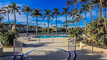 Condo, 1 cama Queen size y sofá cama (Vista Verde West 218) | Alberca | Alberca climatizada