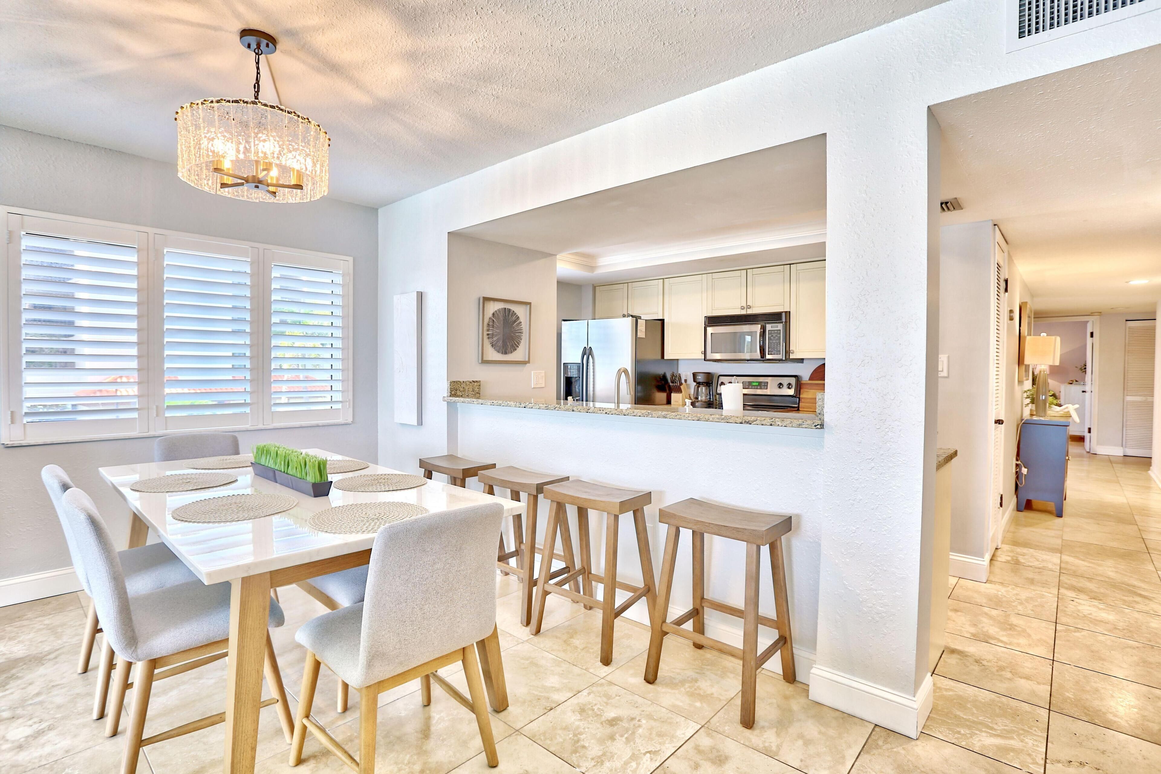Condo, Multiple Beds (Land's End 4-206 Bay Front - Premier) | Dining