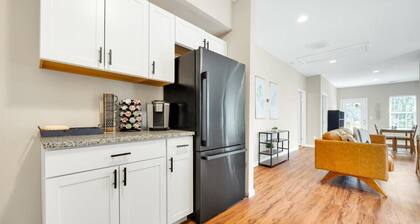 Upstairs Unit + ATL Spot Near BeltLine & AU