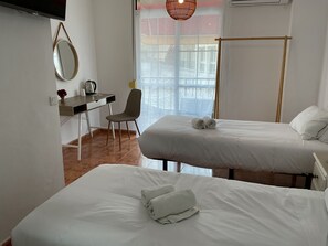 Chambre Double, vue ville