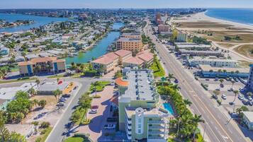 Condo, nhiều giường (Crystal Palms 405) | Ngoại thất