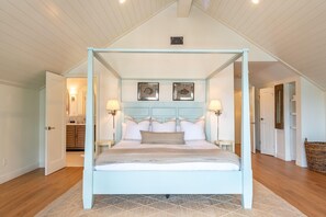 House, Multiple Beds (Paradise Cove) | 4 bedrooms - Paradise Cove (Indian Rocks Beach)