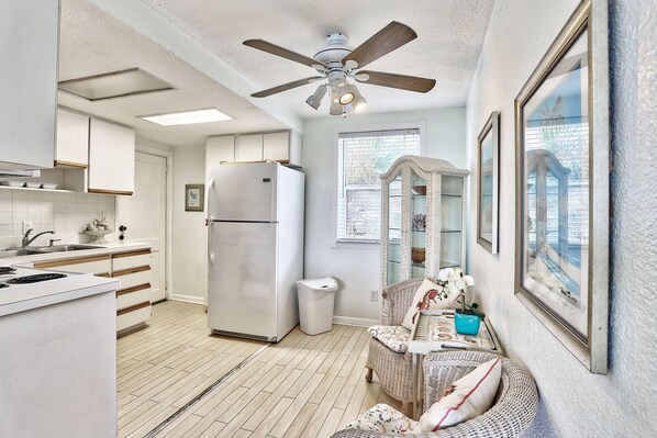 Apartment, 1 King-Bett und Schlafsofa (Friendly Native 204) | Eigene Küche