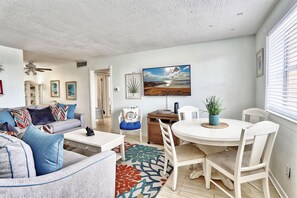 Condo, 1 King Bed with Sofa bed (Friendly Native 204) | Living area