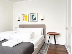 1 sovrum, strykjärn/strykbräda, wi-fi och sängkläder