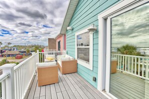 House, Multiple Beds (Hippie Haven) | Terrace/patio - Hippie Haven (Gulfport)