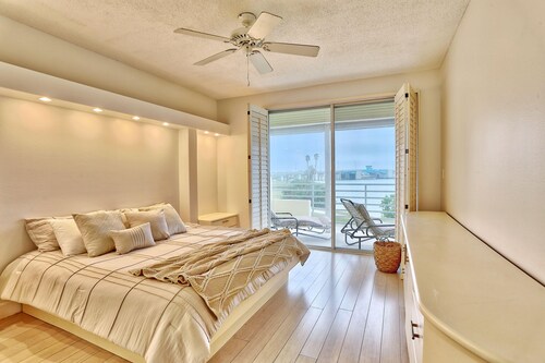 Harbourside at South Pasadena 105
