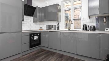 Fridge, microwave, oven, dishwasher