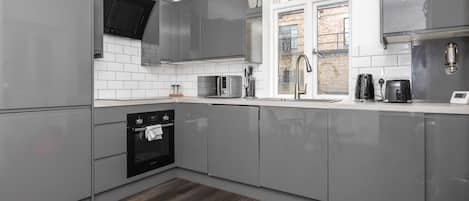 Fridge, microwave, oven, dishwasher