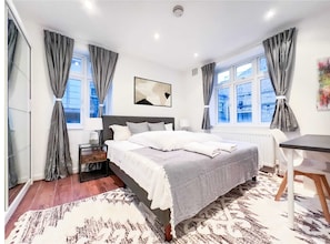 3 habitaciones, tabla de planchar con plancha, wifi y ropa de cama