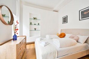 3 bedrooms, iron/ironing board, WiFi, bed sheets - Stunning 3 Bed Central London Apartment (Greater London)
