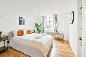 2 sovrum, strykjärn/strykbräda, wi-fi och sängkläder