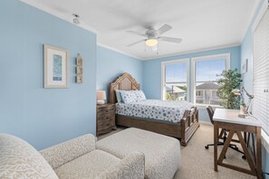 House, Multiple Beds (Beachside Vista)