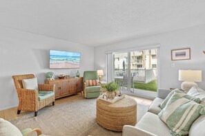Appart'hôtel, 1 très grand lit et 1 canapé-lit (Colony Beach Club 121) | Coin séjour