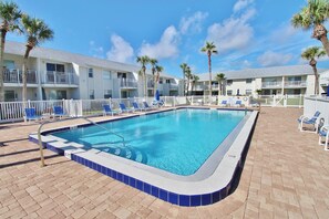 Apartamento, 1 cama de matrimonio con sofá cama (Colony Beach Club 126) | Piscina | Una piscina climatizada
