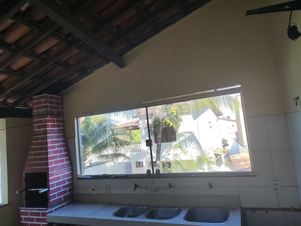 Interior - Comfortable house in Guaibim near the beach with air conditioning (Guaibim)