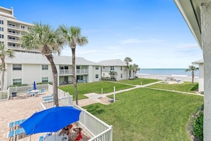 Apartment, Mehrere Betten (Colony Beach Club 220) | Terrasse/Patio