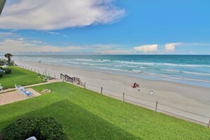 Apartment, 1 Queen-Bett und Schlafsofa (Colony Beach Club 223) | Strand | Am Strand