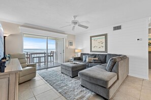 Condo, 1 King Bed with Sofa bed (Colony Beach Club 224) | Living area - Colony Beach Club 224 (New Smyrna Beach)