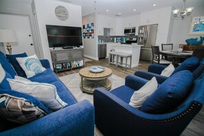 Condo, 1 King Bed with Sofa bed (Colony Beach Club 233) | Living area - Colony Beach Club 233 (New Smyrna Beach)