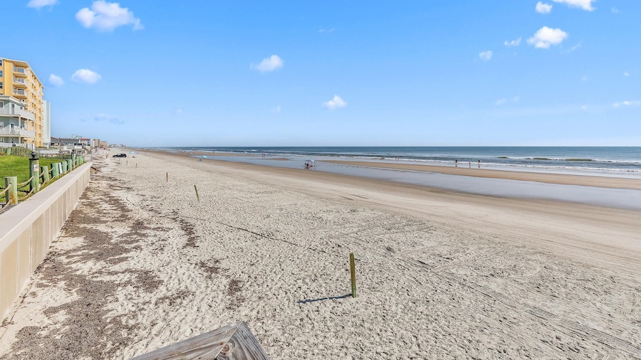 Chateau by the Sea 13C