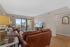 Leilighet, flere senger (Castle Reef 312) | Oppholdsområde | TV