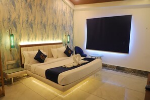 Rom – premium | Sengetøy av topp kvalitet, wi-fi (inkludert) og sengetøy