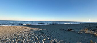 Haute-Corse: Air-conditioned chalet 500m from the beach