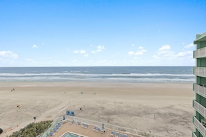 Appart'hôtel, plusieurs lits (Coronado Towers 703) | Plage