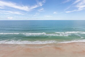 Beach - Ashley Penthouse 5 (Daytona Beach Shores)