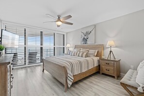 公寓式客房, 多张床 (Ebb Tide 505) | 3 多间卧室