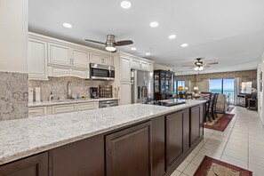 Condo, 1 King Bed with Sofa bed (Hacienda del Sol II 414) | Private kitchen | Oven - Hacienda del Sol II 414 (New Smyrna Beach)