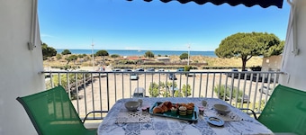 DOUCEUR DE MEDITERRANÉE - Vue mer Terrasse et parking