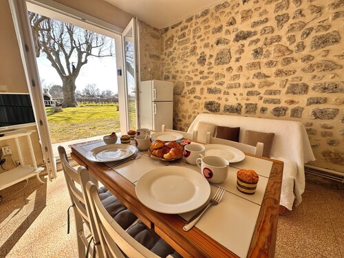 Gîte du Mas - Charmant Gîte provençal avec jardin commun
