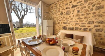 Gîte du Mas - Charmant Gîte provençal avec jardin commun